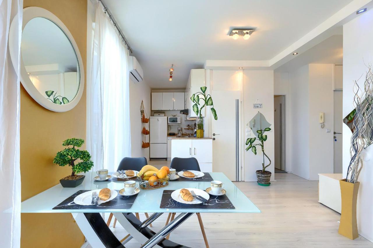 Appartamento Seny Gold Pola Esterno foto