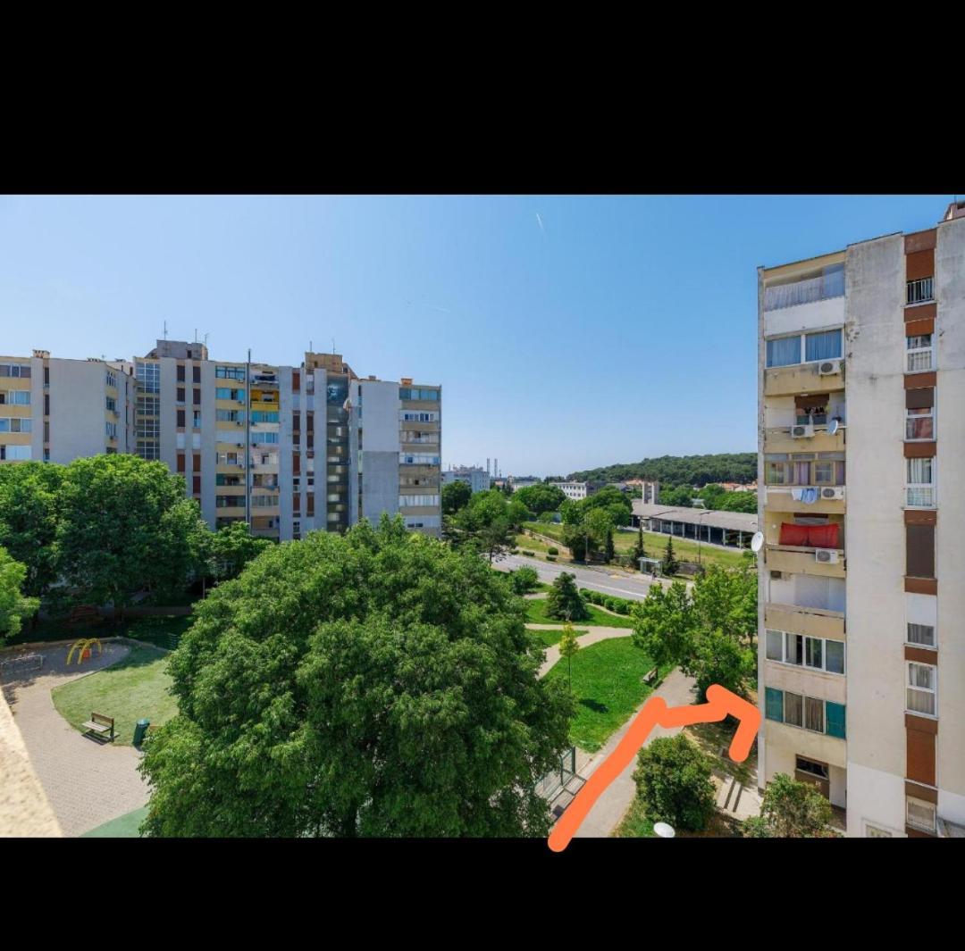 Appartamento Seny Gold Pola Esterno foto
